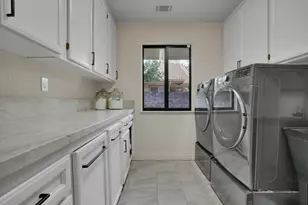 3342 Cove Cir, Stockton, CA 95204 - Photo 31