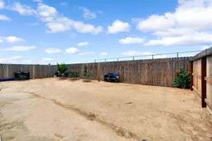 1121 Wasatch Dr, Madera, CA 93638 - Photo 29