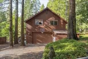 1425 Topanga Ln, Dorrington, CA 95223 - Photo 9