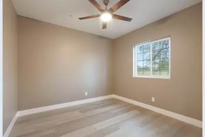 9421 Carter Court, Stockton, CA 95209 - Photo 15