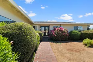 1033 Sycamore Ln, Woodland, CA 95695 - Photo 3
