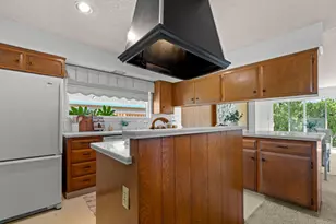 1033 Sycamore Ln, Woodland, CA 95695 - Photo 17