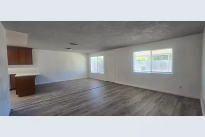 7900 Albion Way, Sacramento, CA 95832 - Photo 11