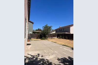 3308 Yerington Court, Modesto, CA 95355 - Photo 35