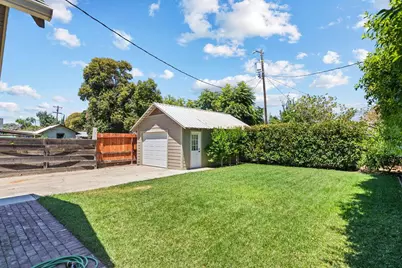 403 Davitt Avenue, Oakdale, CA 95361 - Photo 25