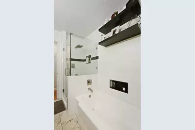 805 W Locust, Lodi, CA 95240 - Photo 17