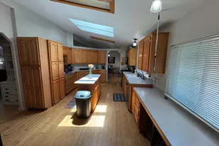 10273 Holcomb Dr, Grass Valley, CA 95949 - Photo 9