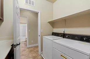 1384 Arbor Brook Dr, Manteca, CA 95336 - Photo 19