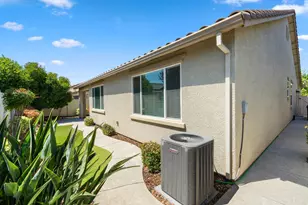 1384 Arbor Brook Dr, Manteca, CA 95336 - Photo 25