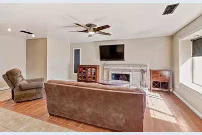 6511 Mossview Way, Citrus Heights, CA 95621 - Photo 5