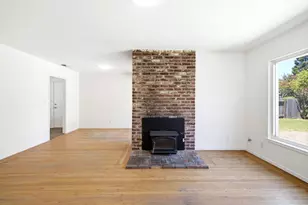5631 25th St, Sacramento, CA 95822 - Photo 9