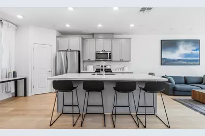3756 E Commerce Way, Sacramento, CA 95834 - Photo 15