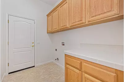 9016 Fallsmont Drive, El Dorado Hills, CA 95762 - Photo 33