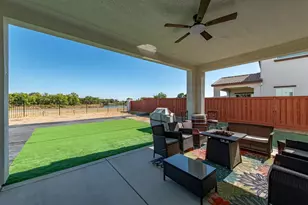 713 River Bend Dr, Lathrop, CA 95330 - Photo 41