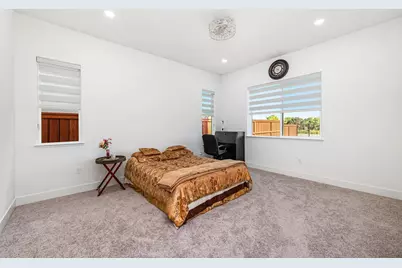 713 River Bend Drive, Lathrop, CA 95330 - Photo 35