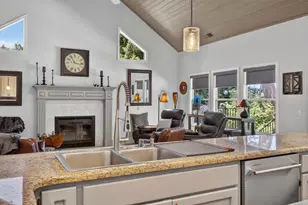 8972 Bronson Dr, Granite Bay, CA 95746 - Photo 15