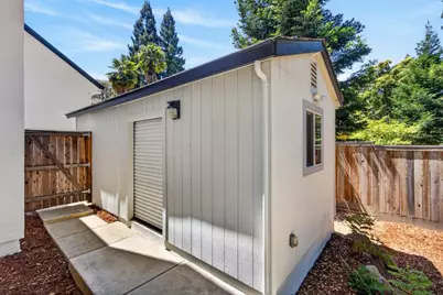 8972 Bronson Drive, Granite Bay, CA 95746 - Photo 25