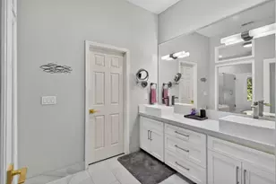 8972 Bronson Dr, Granite Bay, CA 95746 - Photo 17