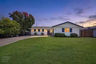 5822 Hemlock St, Sacramento, CA 95841 - Photo 3