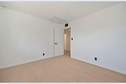 5822 Hemlock Street, Sacramento, CA 95841 - Photo 27