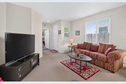 8888 Billfish Way, Sacramento, CA 95828 - Photo 11