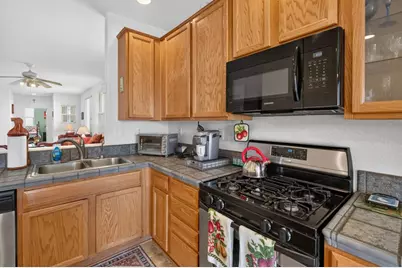 8888 Billfish Way, Sacramento, CA 95828 - Photo 23