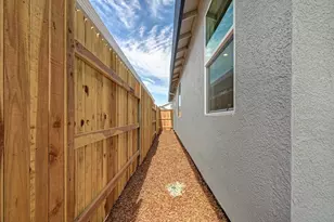 2104 Blue Coppice Wy, Roseville, CA 95747 - Photo 15