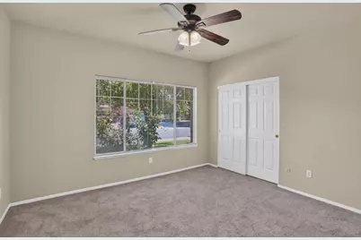 8874 Mandalay Way, Elk Grove, CA 95624 - Photo 23