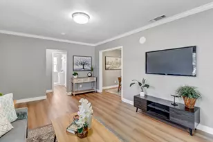 2539 Clay St, Sacramento, CA 95815 - Photo 5
