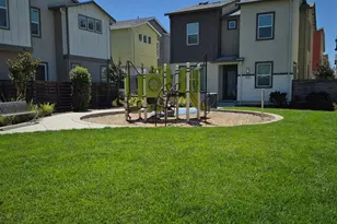 9902 Del Surf Ln, Elk Grove, CA 95757 - Photo 41