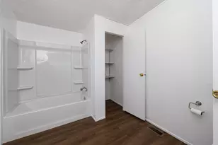 E Ave I, Lancaster, CA 93535 - Photo 17
