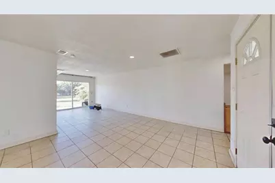 7921 34th Avenue, Sacramento, CA 95824 - Photo 13