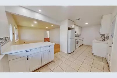 7921 34th Avenue, Sacramento, CA 95824 - Photo 15