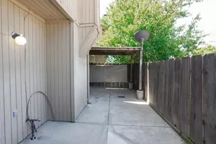 415 W J St, Los Banos, CA 93635 - Photo 23