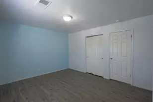 415 W J St, Los Banos, CA 93635 - Photo 17