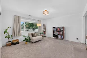 3961 American River Dr, Sacramento, CA 95864 - Photo 51