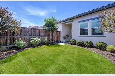 3017 Bedford Falls Way, Sacramento, CA 95818 - Photo 51