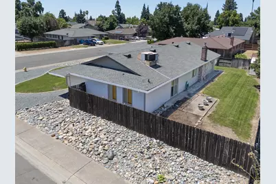 1731 Reagan Way, Yuba City, CA 95993 - Photo 5