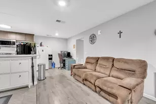 3715 Tallyho Dr, Sacramento, CA 95826 - Photo 9