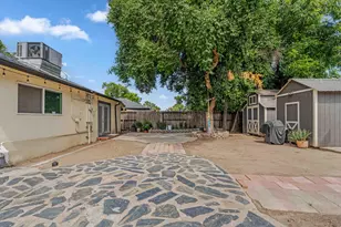 1000 Hawthorne Ave, Modesto, CA 95350 - Photo 23