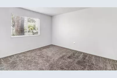 5875 Gloria Drive #7, Sacramento, CA 95822 - Photo 29