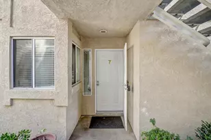 5875 Gloria Dr, Sacramento, CA 95822 - Photo 3