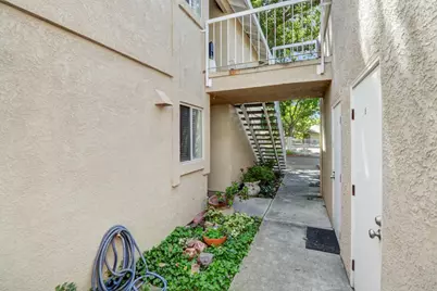 5875 Gloria Drive #7, Sacramento, CA 95822 - Photo 7