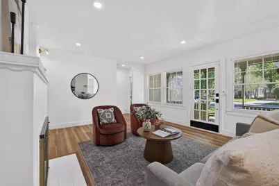 929 Swanston Dr, Sacramento, CA 95818 - Photo 13