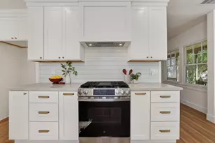 929 Swanston Dr, Sacramento, CA 95818 - Photo 25