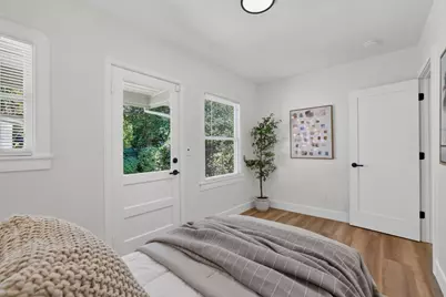 929 Swanston Dr, Sacramento, CA 95818 - Photo 45