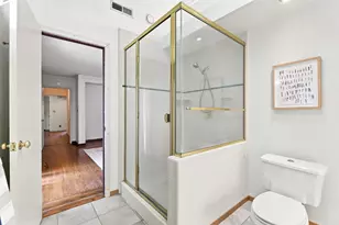 3431 Kentfield Dr, Sacramento, CA 95821 - Photo 15