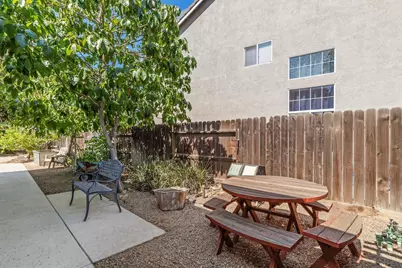 976 Sunnyside Lane, Tracy, CA 95377 - Photo 55
