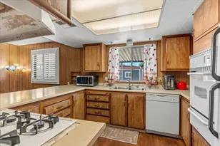 Alta Mira Circle, North Highlands, CA 95660 - Photo 29