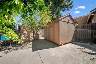 7171 Westmoreland Way, Sacramento, CA 95831 - Photo 27